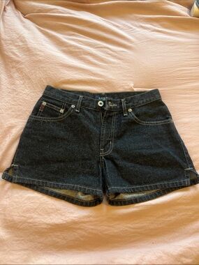 Guess Denim Shorts Low Rise Dark Wash Y2K Size 26
